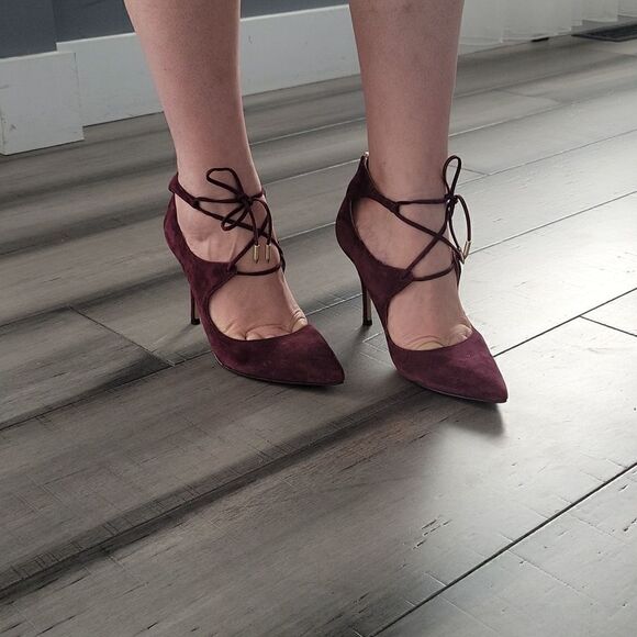 IVANKA Trump 7 1/2 heels - Picture 5 of 7